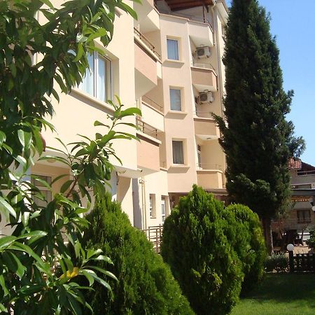 Hotel Astra Ravda Esterno foto