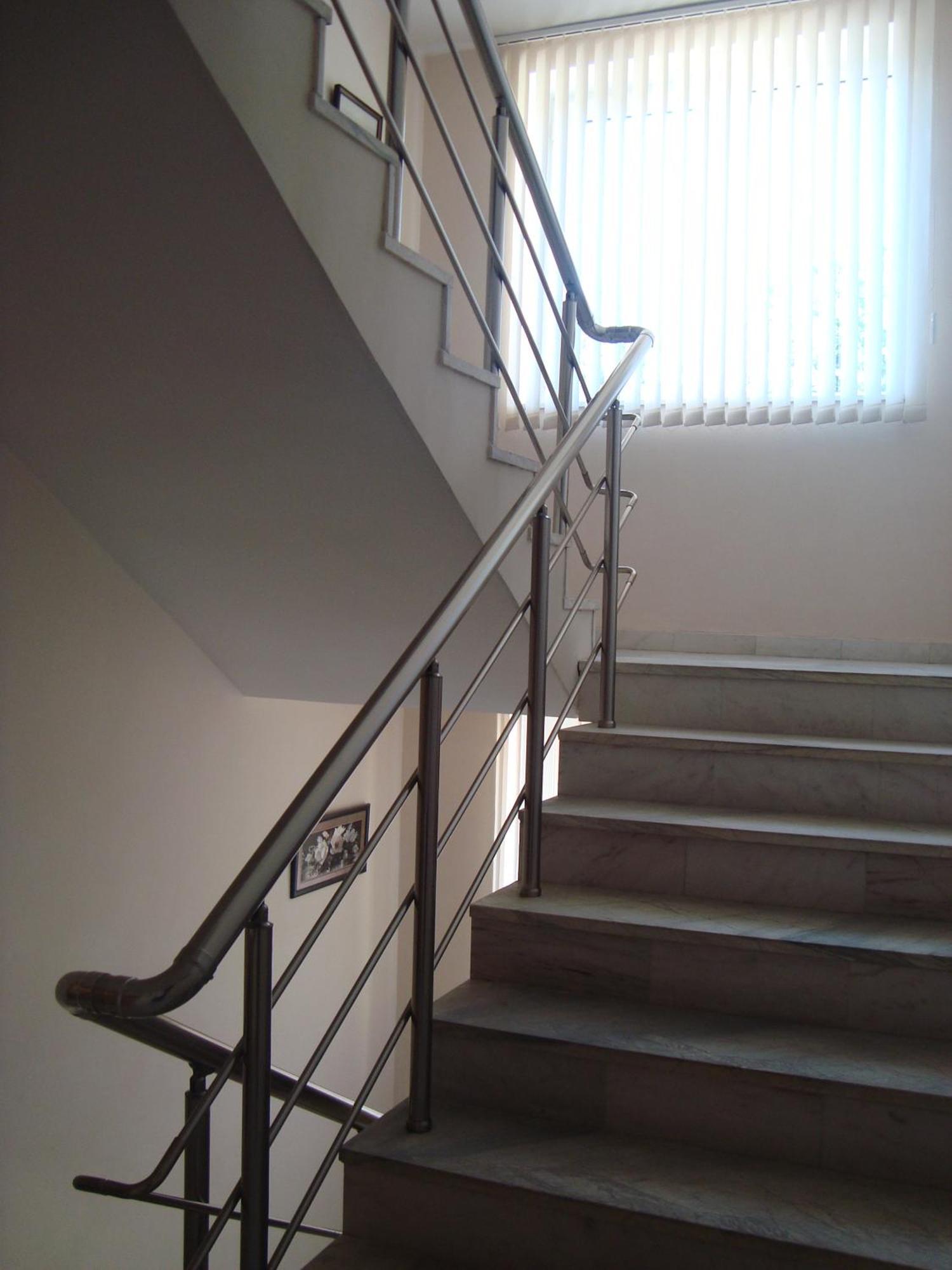 Hotel Astra Ravda Esterno foto