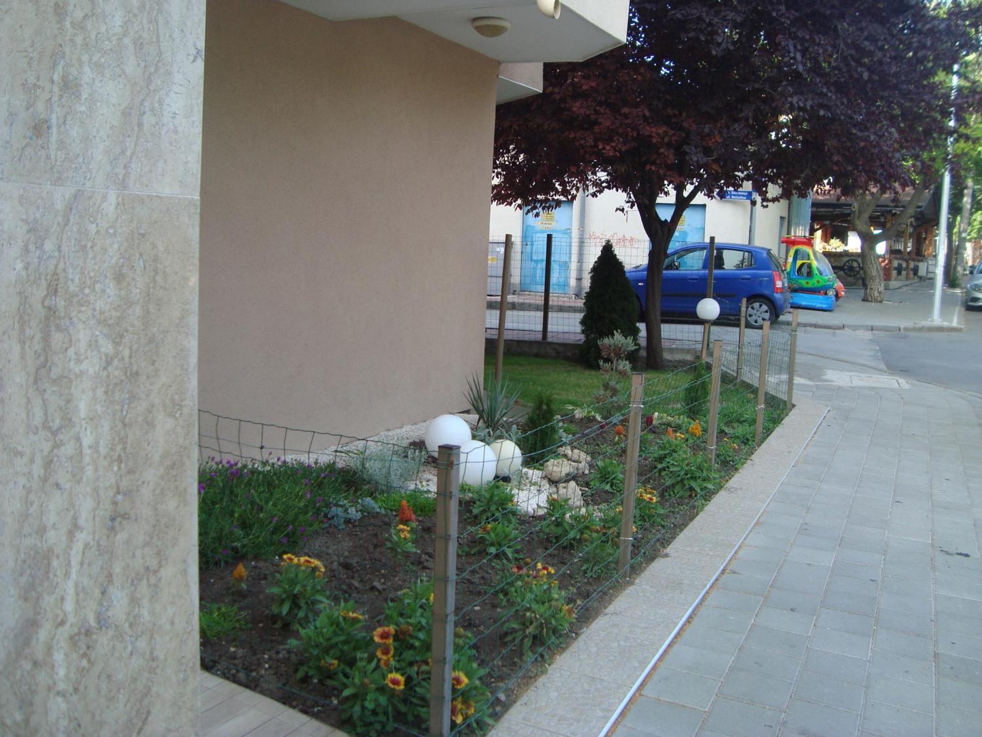 Hotel Astra Ravda Esterno foto